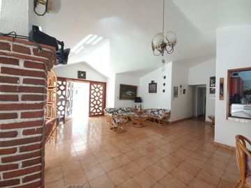 Casa en venta en Lomas de Cocoyoc, Oaxtepec, Morelos.