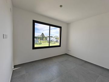 Casa en Santa Elisa Pilar del Este