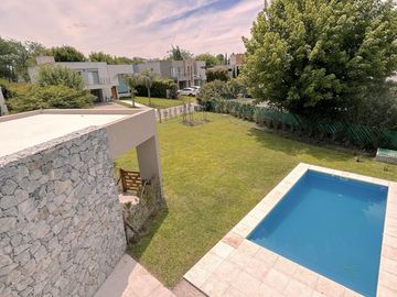 Casa en Fincas de Hudson