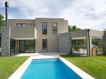 Casa en Fincas de Hudson