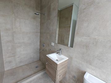 Casa con pileta en Pilar Golf