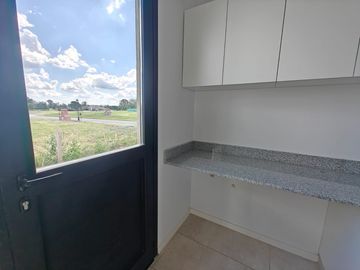 Casa con pileta en Pilar Golf
