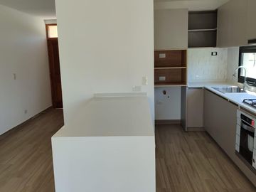 Espectacular casa en venta en barrio Santo Tomás, Pilar