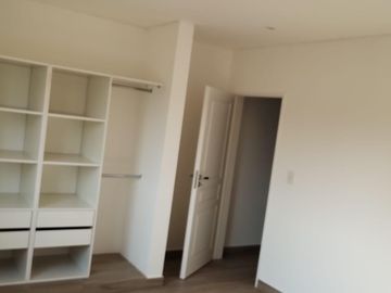 Espectacular casa en venta en barrio Santo Tomás, Pilar