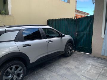 Exceleten Propiedad en Adrogue con Patio