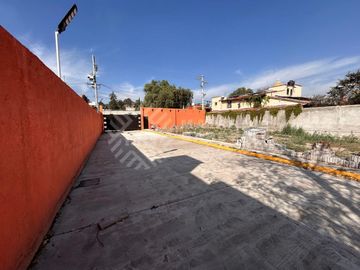 Terrenos planos en condominio horizontal, ubicado a 3 min del centro