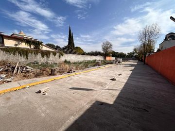 Terrenos planos en condominio horizontal, ubicado a 3 min del centro