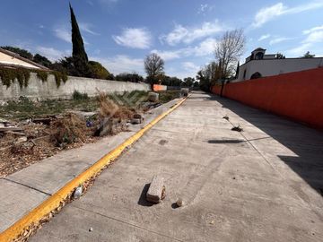 Terrenos planos en condominio horizontal, ubicado a 3 min del centro
