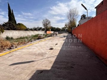 Terrenos planos en condominio horizontal, ubicado a 3 min del centro