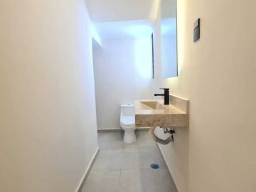 Casa en VENTA en LOMAS DEL DORADO