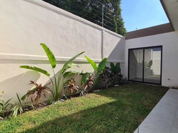 Casa en VENTA en LOMAS DEL DORADO