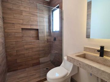 Casa en VENTA en LOMAS DEL DORADO