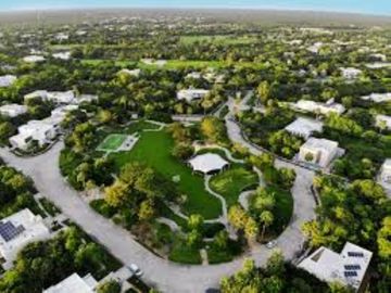 Casa en Venta en la privada Oasis, Yucatán Country Club