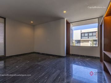 Casa de lujo Nueva Puerta las lomas en Venta