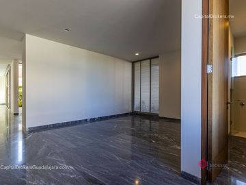 Casa de lujo Nueva Puerta las lomas en Venta