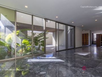 Casa de lujo Nueva Puerta las lomas en Venta