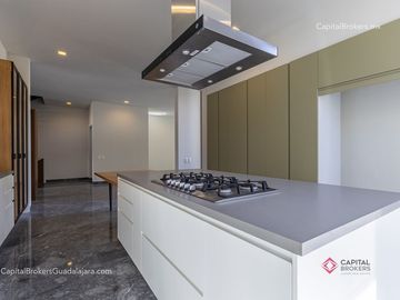 Casa de lujo Nueva Puerta las lomas en Venta