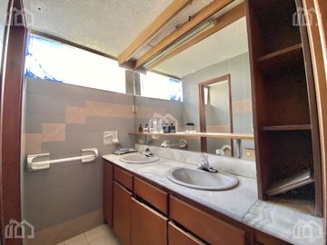 VENTA DE EDIFICIO SECTOR EL LABRADOR