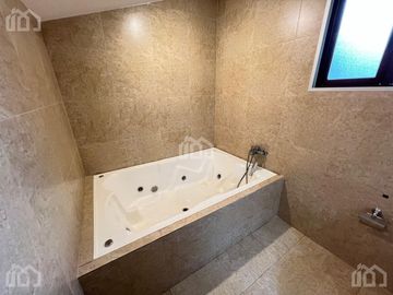CASA EN VENTA SECTOR RIO AMARILLO