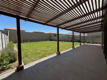 Casa en Venta en Condominio Rukán
