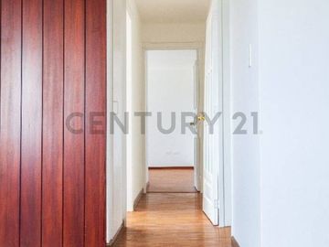En venta departamento con vista panorámica. El Batán