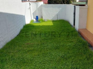 En Venta Casa en La Armenia Valle de los Chillos de 117m2 y Patio Amplio de 60m2