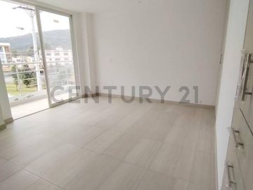 EN VENTA HERMOSO DEPARTAMENTO CON BALCON Y TERRAZA EN CUMBAYA