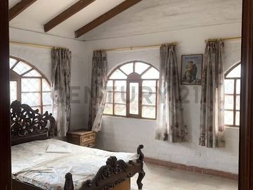 Vendo quinta Guayllabamba urb privada
