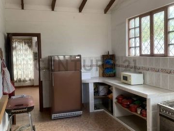 Vendo quinta Guayllabamba urb privada
