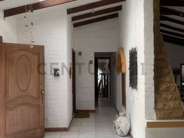 Vendo quinta Guayllabamba urb privada