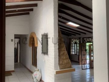 Vendo quinta Guayllabamba urb privada