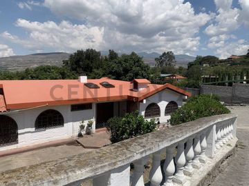 Vendo quinta Guayllabamba urb privada