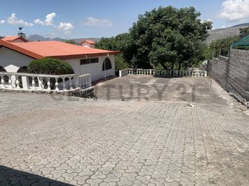 Vendo quinta Guayllabamba urb privada