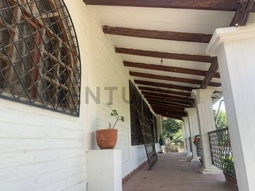 Vendo quinta Guayllabamba urb privada