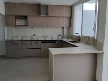 Se Vende Casa en Sur de Manta