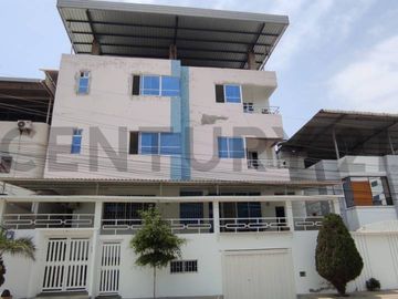 EDIFICIO EN VENTA EN MANTA-MANABI
