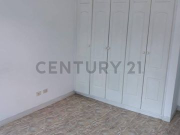 Casa en venta Urbanizacion los Chillos