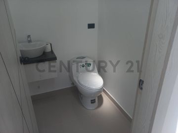 Casa Nueva en Venta en Inchalillo – Valle de los Chillos