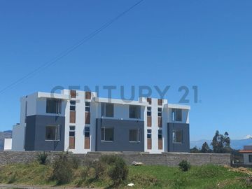Casa Nueva en Venta en Inchalillo – Valle de los Chillos