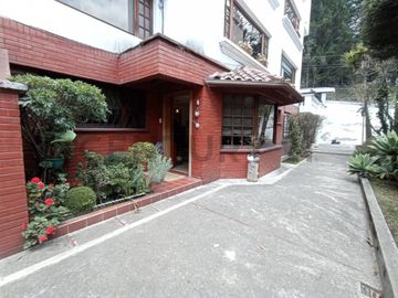 VENTA DEPARTAMENTO URB COLINAS DEL PICHINCHA