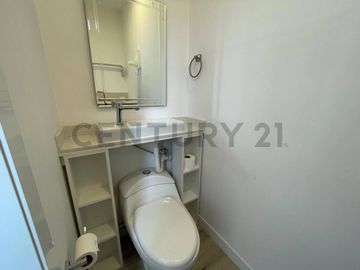 En Venta Suite Amoblada para inversión Quito 6 de Diciembre-Gaspar de Villaroel