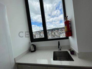 En Venta Suite Amoblada para inversión Quito 6 de Diciembre-Gaspar de Villaroel