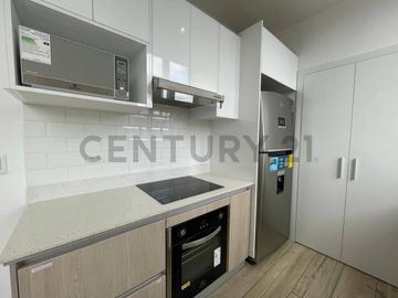 En Venta Suite Amoblada para inversión Quito 6 de Diciembre-Gaspar de Villaroel