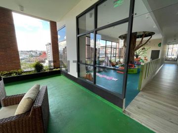 En Venta Suite Amoblada para inversión Quito 6 de Diciembre-Gaspar de Villaroel
