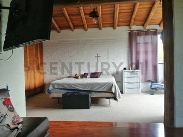 Venta casa Tumbaco, sector Collaqui