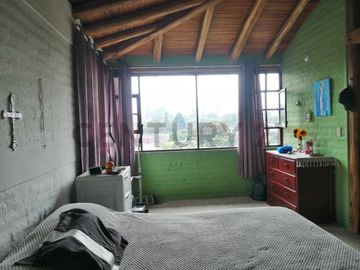 Venta casa Tumbaco, sector Collaqui