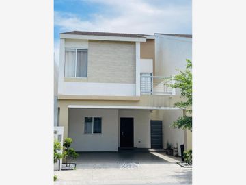 Casa en Venta en Espacio Cumbres