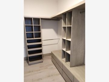 Casa en Venta en Laderas Abedul