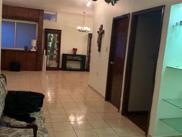 VENTA CASA RESIDENCIAL ROBLE SAN NICOLAS DE LOS GARZA  NL