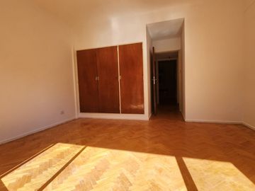 Departamento de 4 ambientes en Venta en Villa crespo